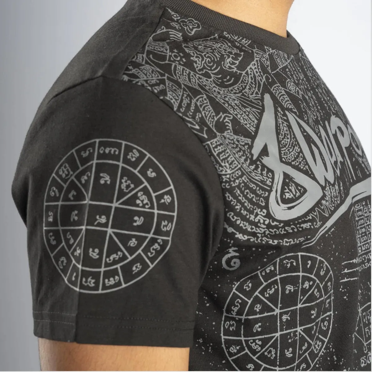 8 Weapons Yantra T-Shirt Black