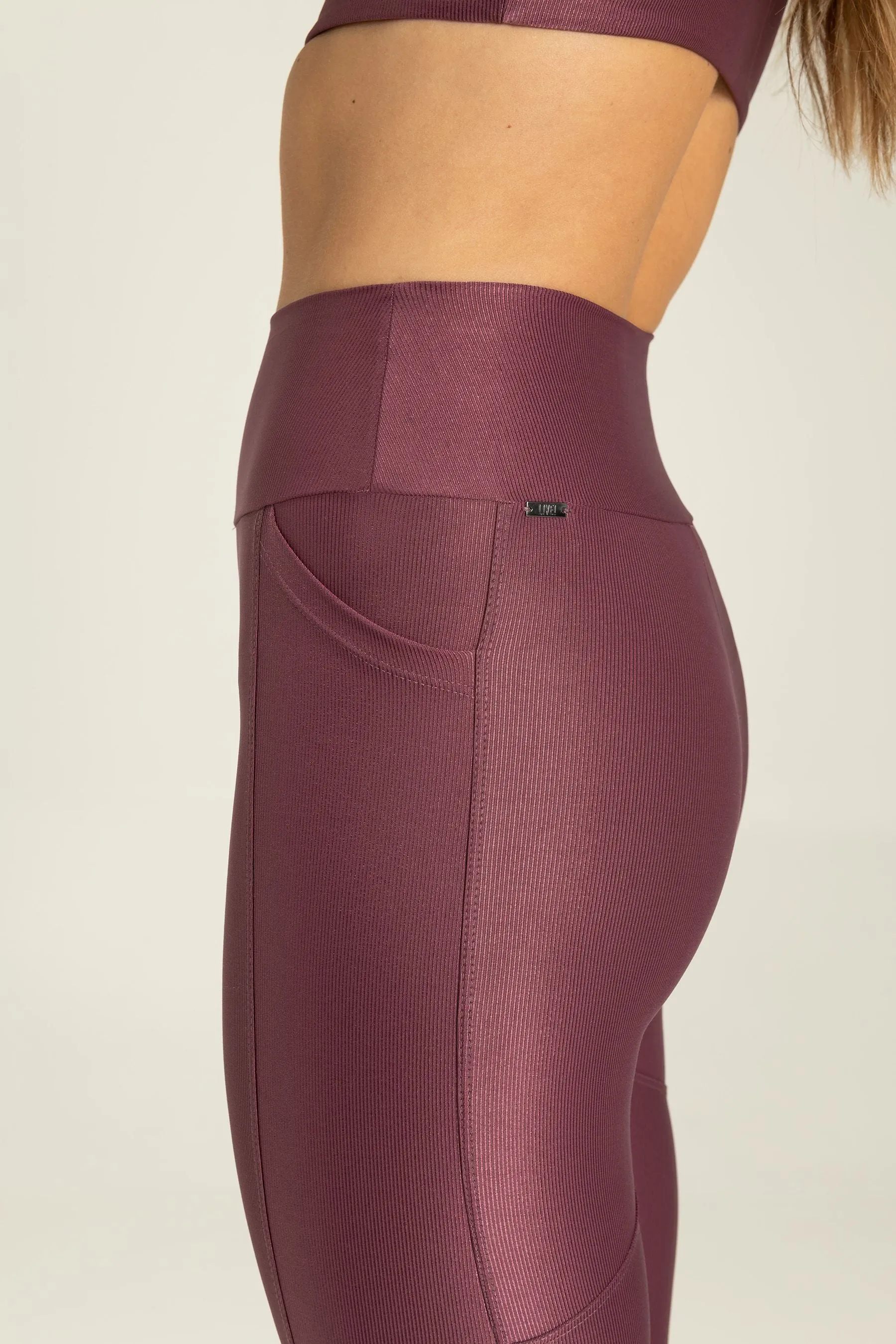 Allure® Leggings