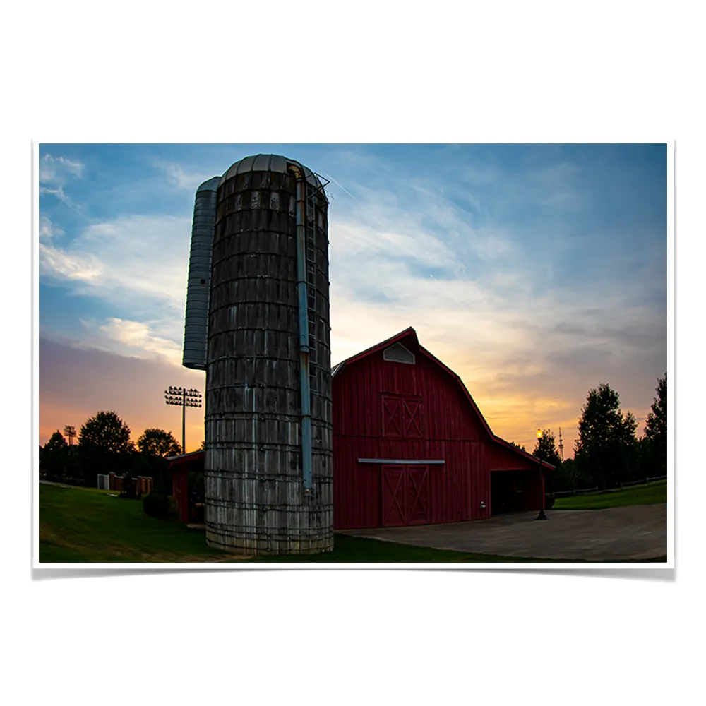 Auburn Tigers - Lowder Barn Sunset