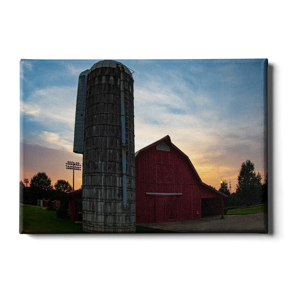 Auburn Tigers - Lowder Barn Sunset