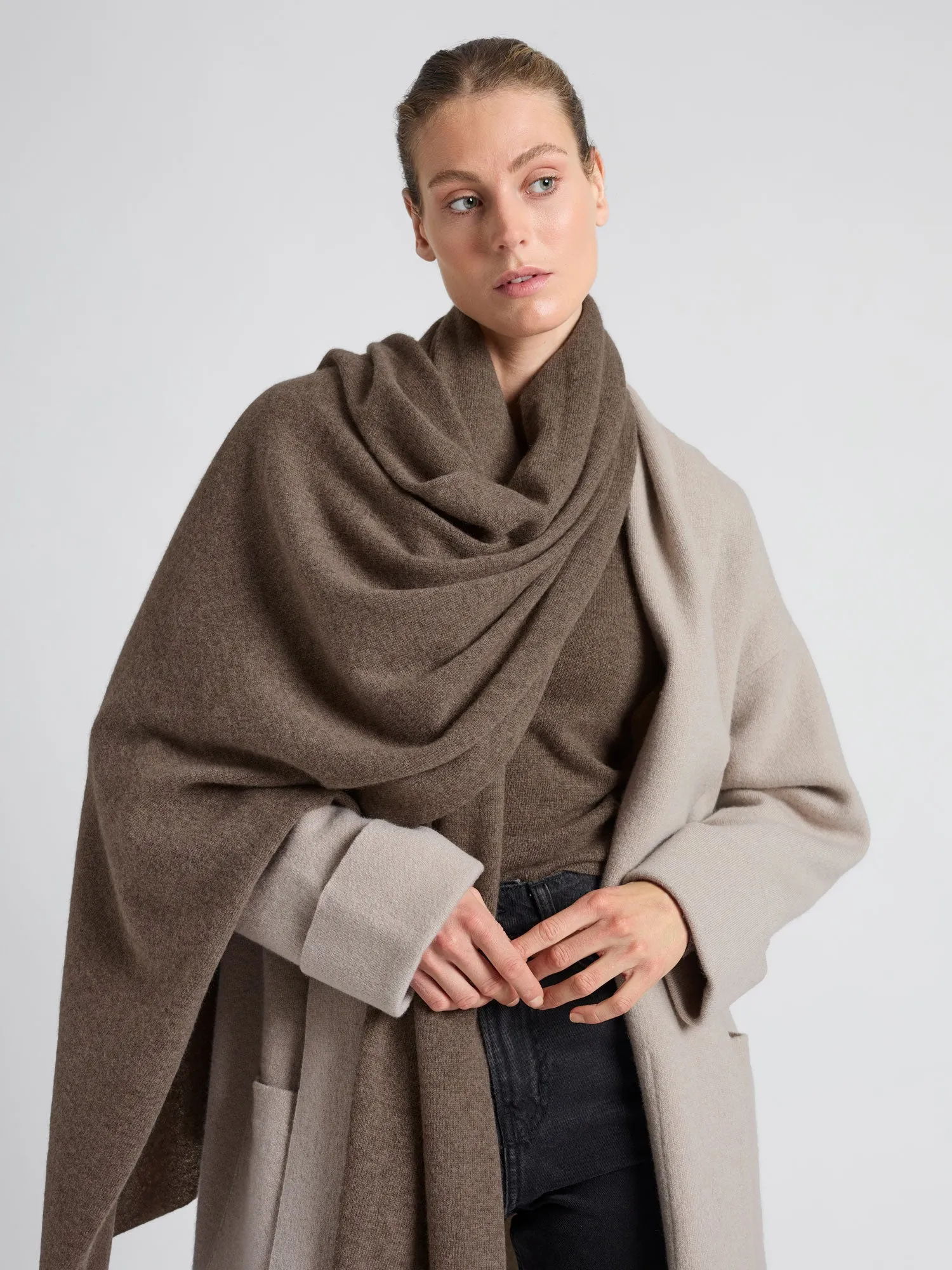 Cashmere scarf "Signature" - Dark toast