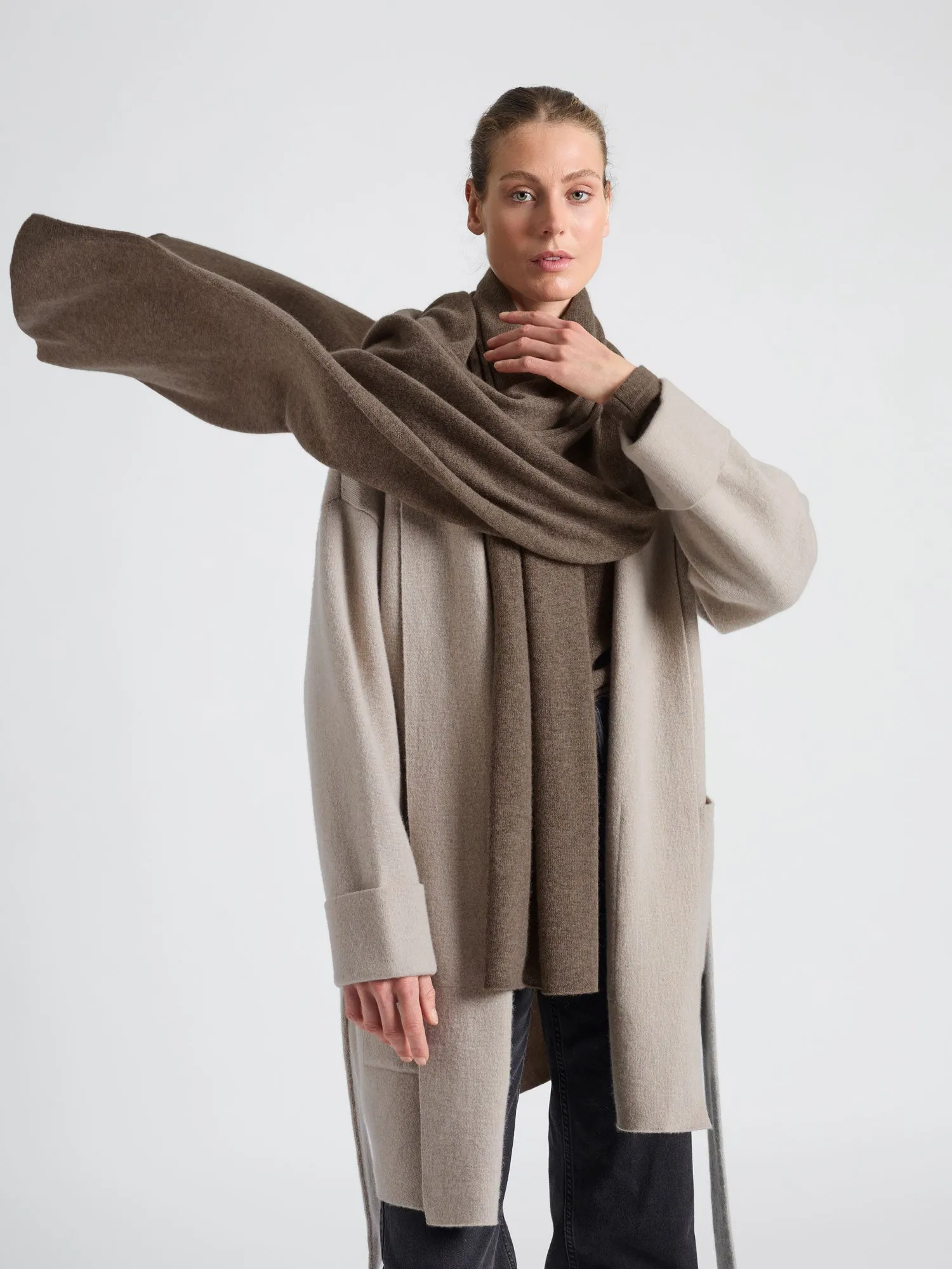 Cashmere scarf "Signature" - Dark toast