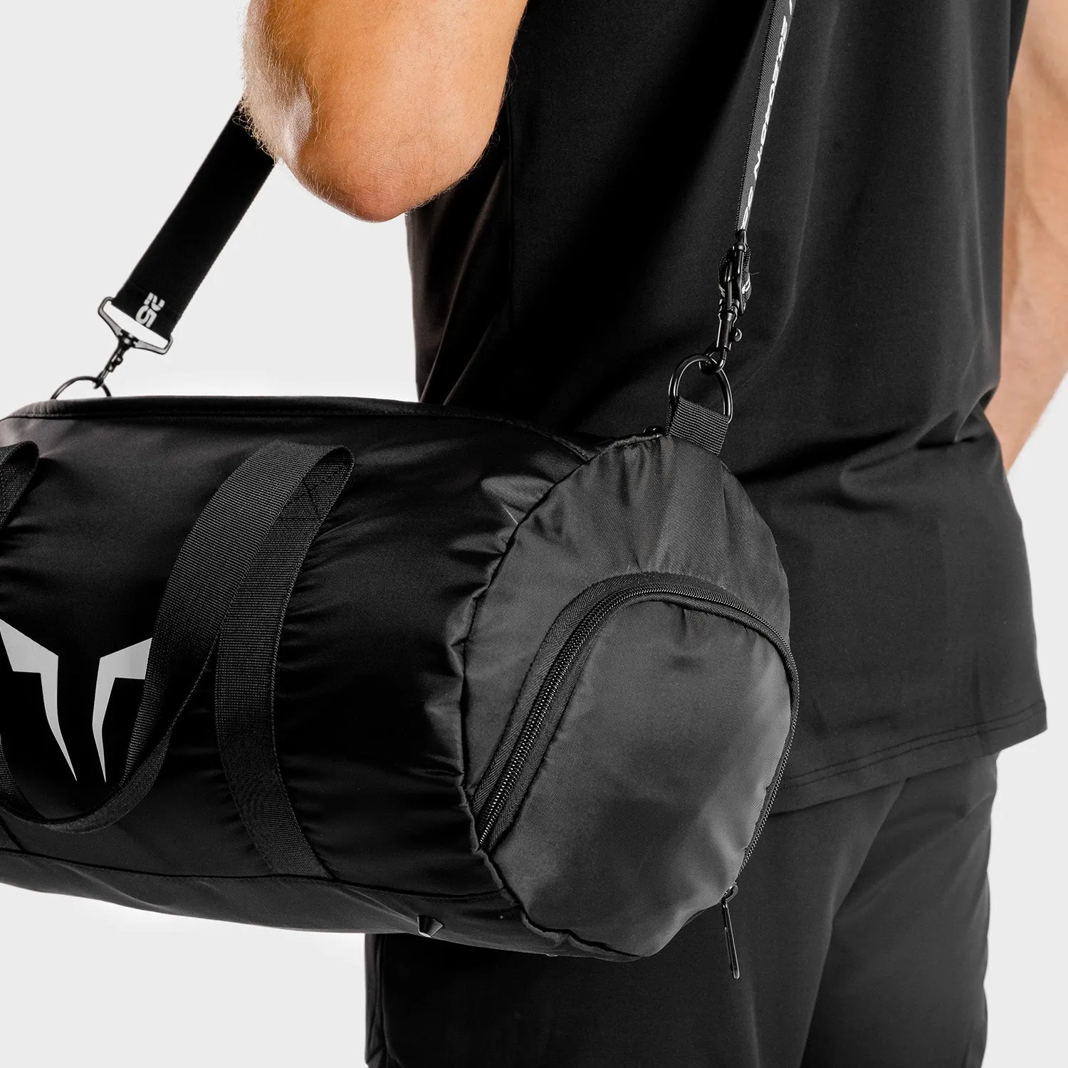 Core Holdall Small - Onyx