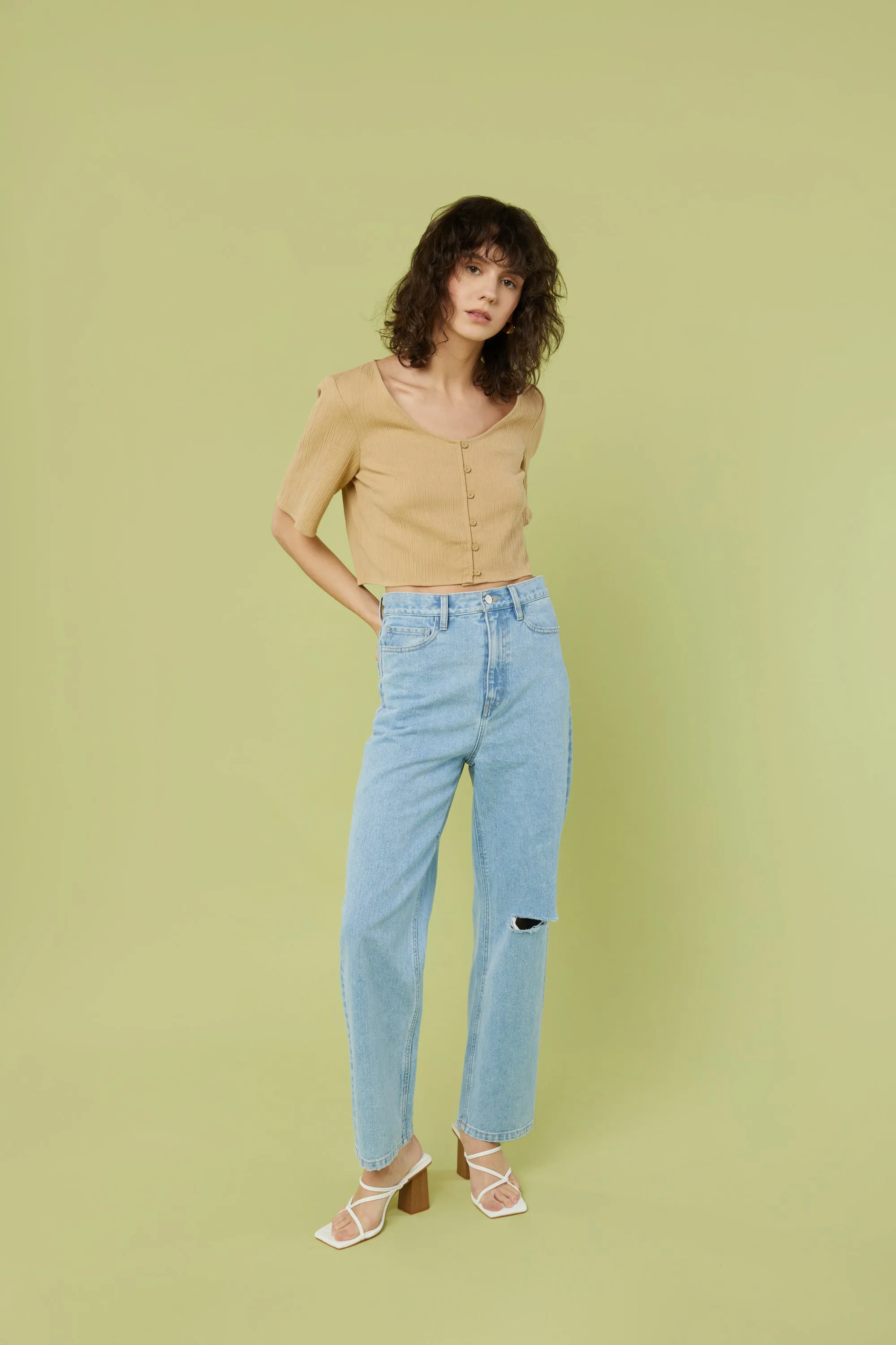 CROPPED BUTTON FRONT TOP