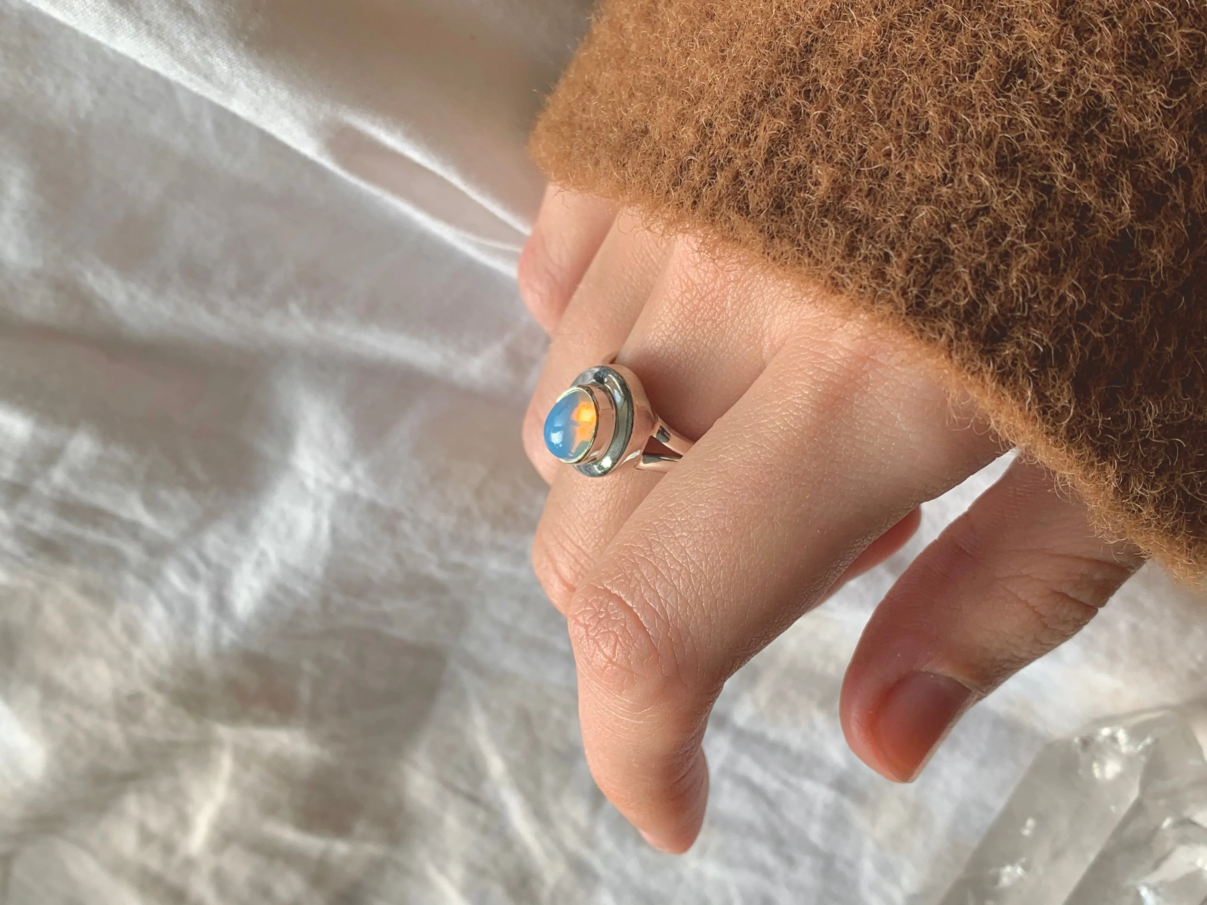 Ethiopian Opal Sylke Ring - Small Oval