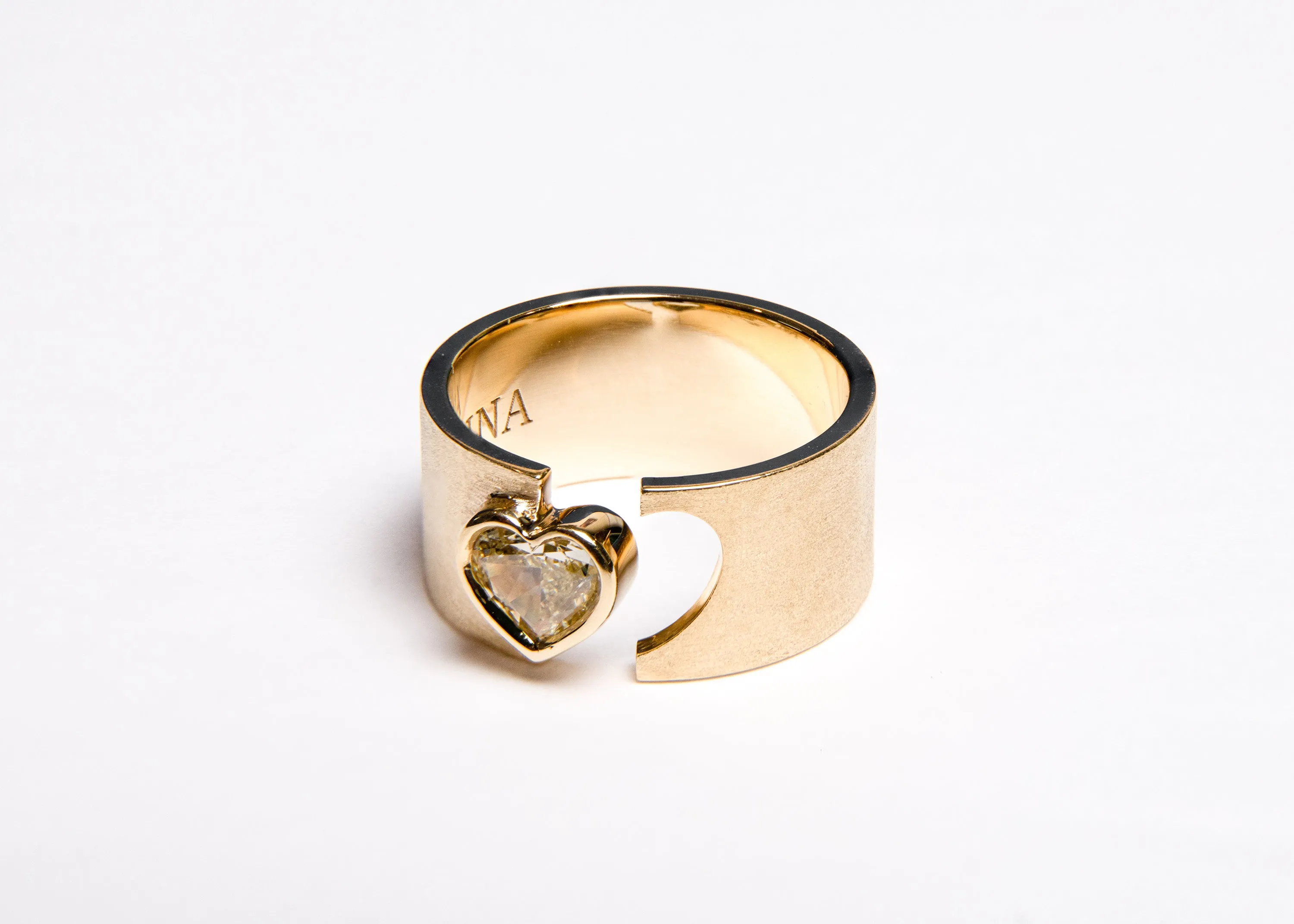 Heart Diamond Cigar Band