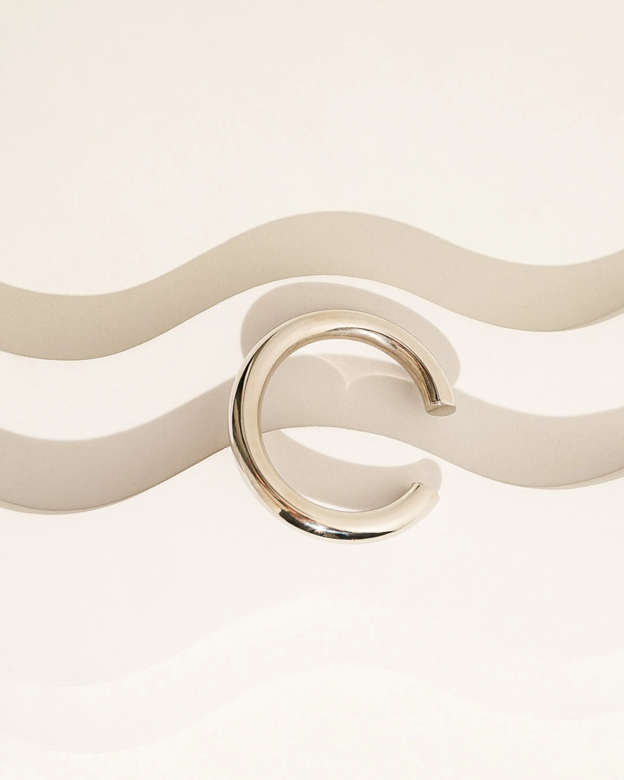 Kai Bangle (Silver)