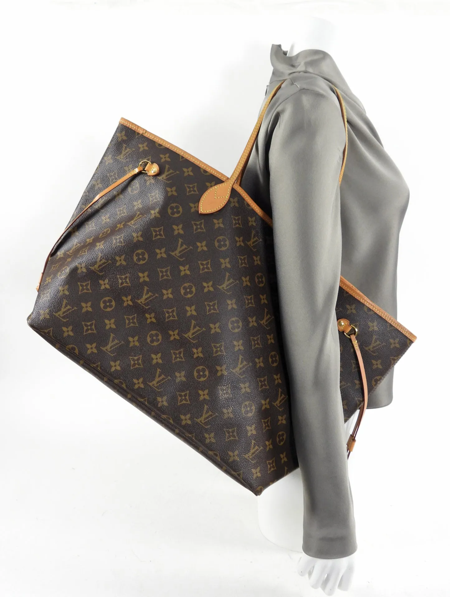 Louis Vuitton Monogram Neverfull GM Large Tote Bag and Pouch