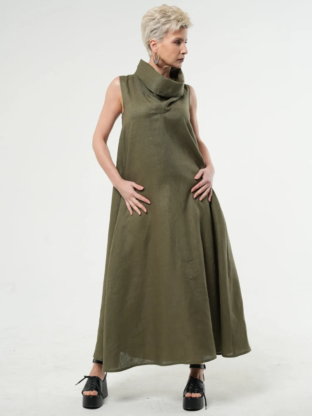 Maxi Linen Dress With Large Collar in Khaki