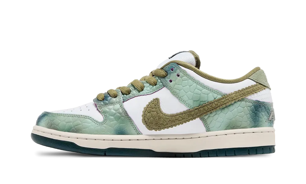 Nike SB Dunk Low Alexis Sablone Chameleon