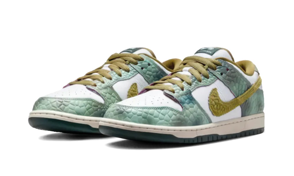 Nike SB Dunk Low Alexis Sablone Chameleon