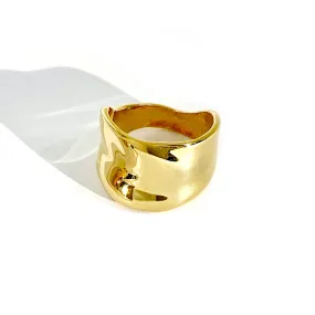 Phoebe Ring - Large - Gold