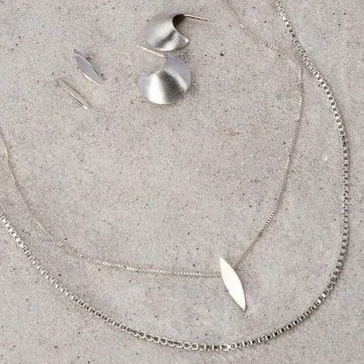 SILVER MARQUISE NECKLACE