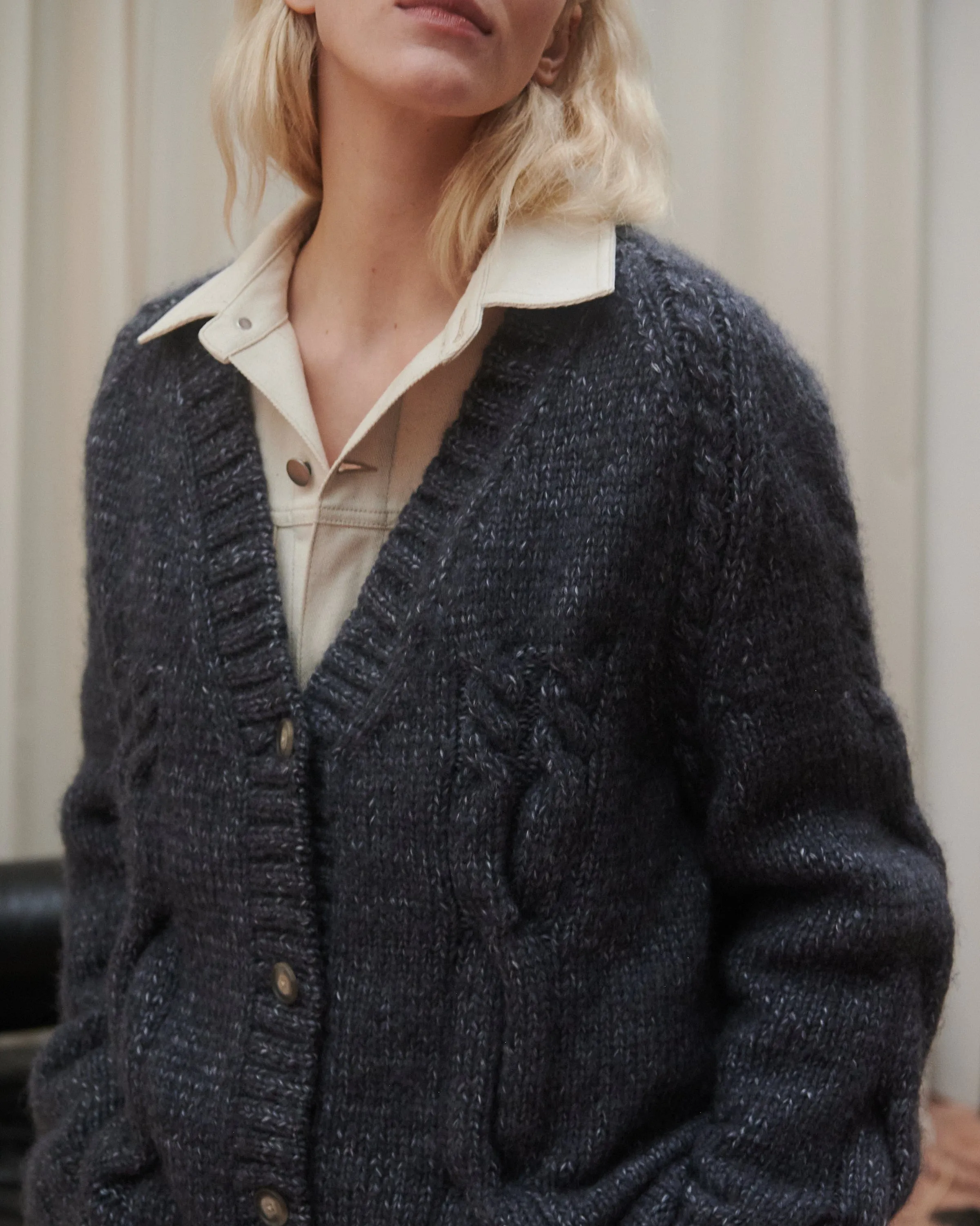 Vilnelė: Dark Grey Merino Wool Cardigan