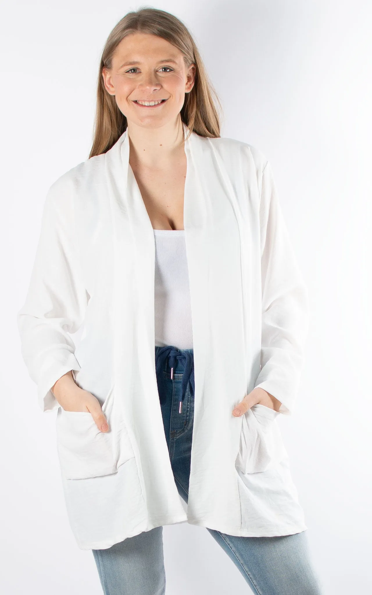 Whoopi Jacket | White